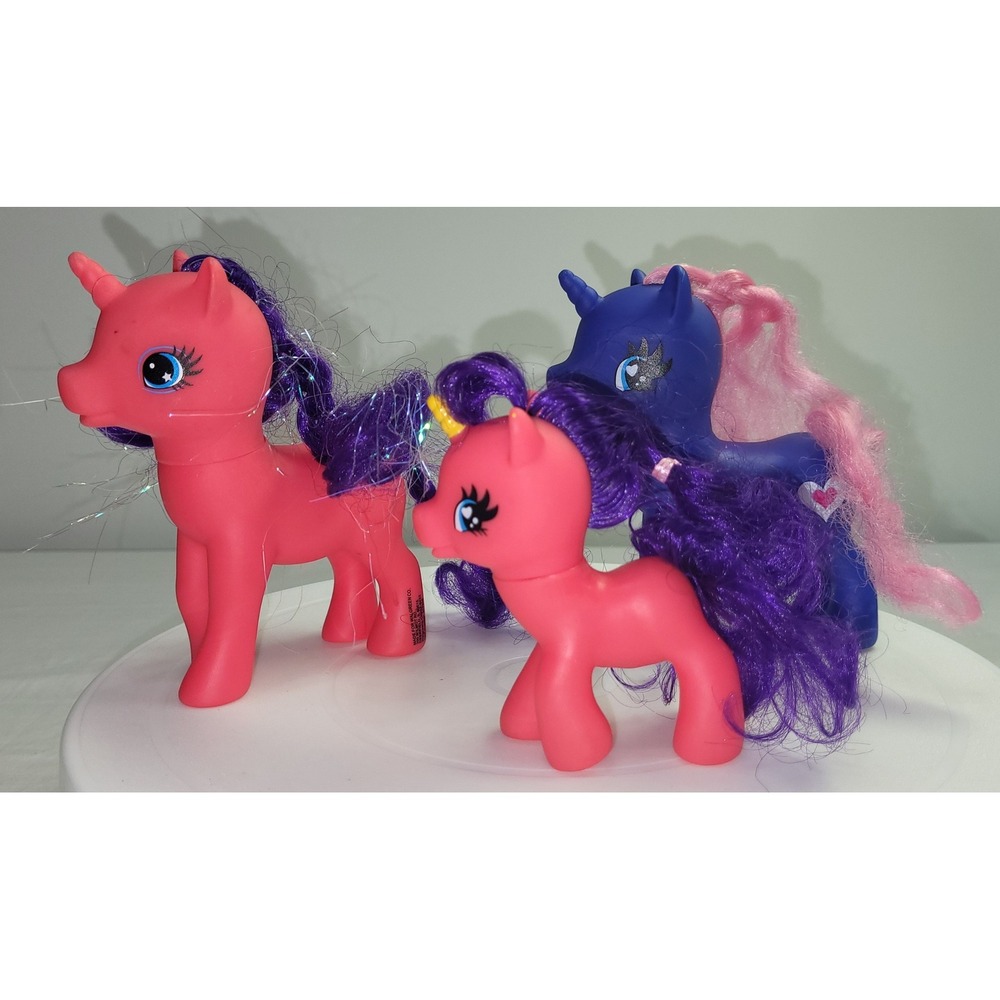 Walgreens Unicorn Pony Toy Figurines Set of 3 Pink Blue Tinsel Hair Vintage